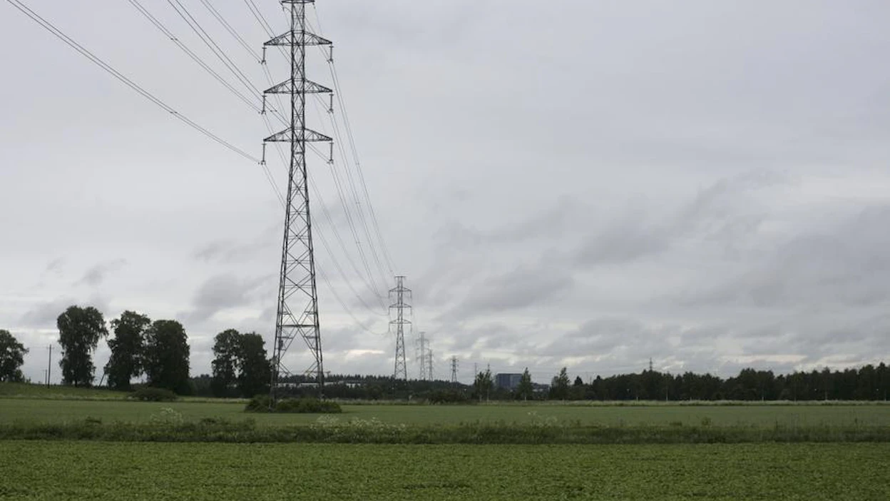 Sähköliiton keskeisissä Teknologiateollisuuden jäsenyrityksissä viime viikolla alkaneen työnseisauksen on ilmoitettu päättyvän keskiviikkoaamuna.