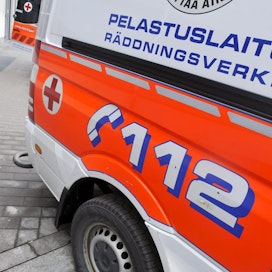 Ainakin seitsemän ihmistä on loukkaantunut raskaan ajoneuvon ja kahden henkilöauton kolarissa Parkanossa. LEHTIKUVA / Timo Jaakonaho