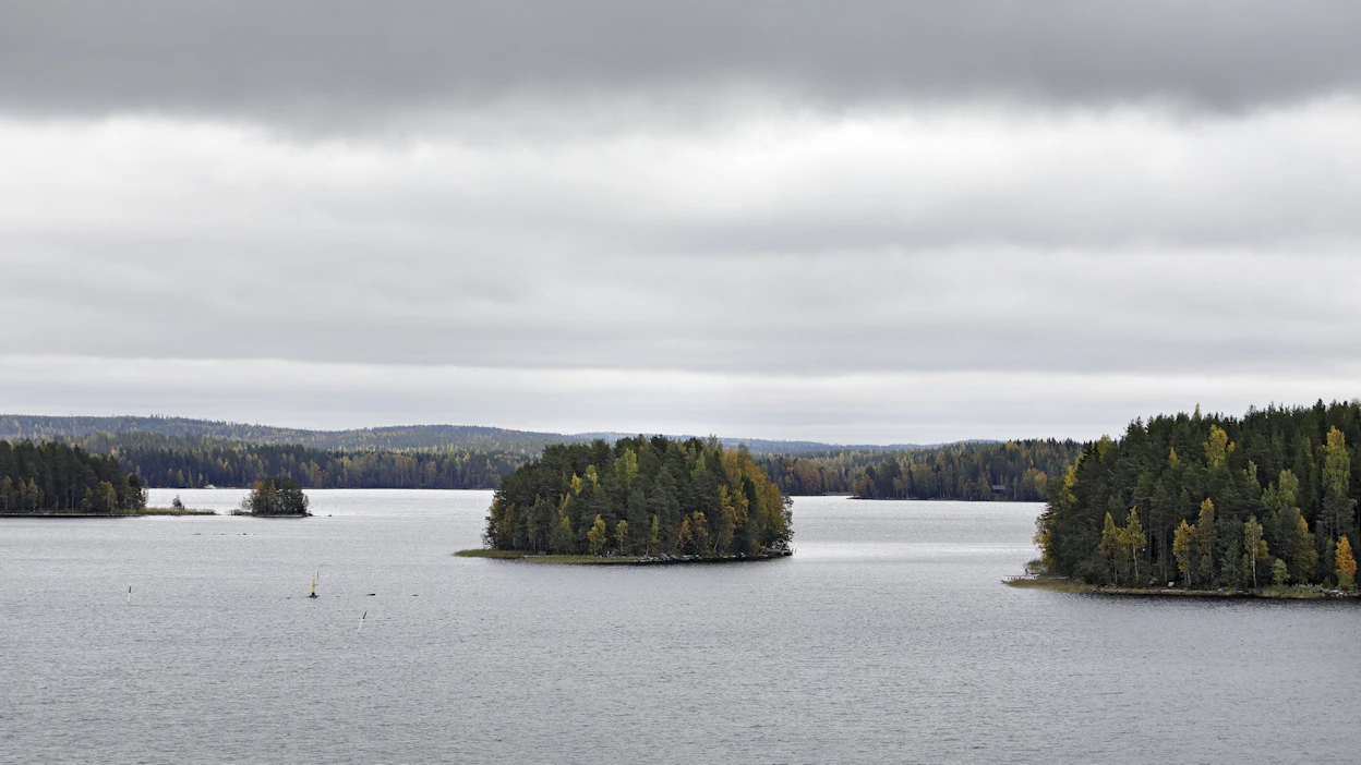 Päijänteen Kirkkoselkä on osa kaavailtua biosfäärialuetta, joka ei toistaiseksi ole edennyt.