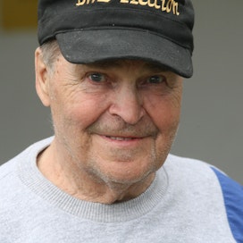 Aarne Lintulahti, 1935-2022, oli monipuolinen ja menestyksekäs urheilu- sekä ravimies.