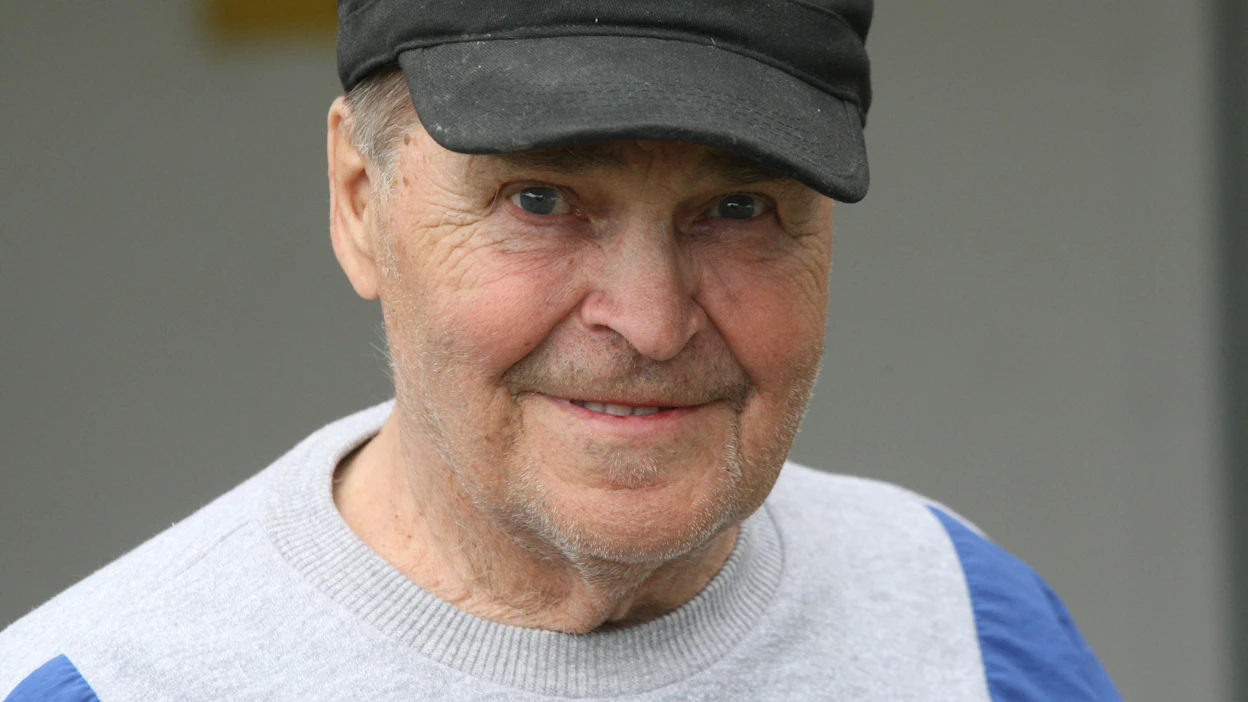 Aarne Lintulahti, 1935-2022, oli monipuolinen ja menestyksekäs urheilu- sekä ravimies.