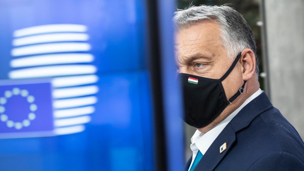 Unkarin pääministeri Victor Orbán on uhannut kaataa neuvotellun sovun Euroopan unionin vuosien 2021–2027 budjetista ja elpymisrahoituksesta.