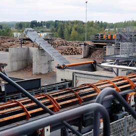 Metsä Groupin suurin saha toimii Mänttä-Vilppulassa Pohjois-Pirkanmaalla. Sen tuotantokapasiteetti on 500 000 kuutiometriä sahatavaraa vuodessa.
