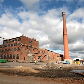 UPM sulki Kajaanin paperitehtaan vuonna 2008. Sen jälkeen alueelle on syntynyt satoja uusia työpaikkoja, mutta kuitupuu kaipaa edelleen jalostajaa. Pölkky osti tehdasalueella sijaitsevan sahan UPM:ltä vuonna 2012.