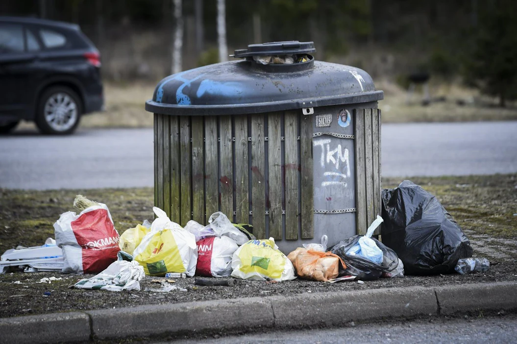 Kokonaisuudessaan jätettä kertyi vuoden aikana yli kolme miljoonaa tonnia. LEHTIKUVA / Emmi Korhonen