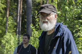 Hannu Airola on taimikkoon ja raivausjälkeen sen verran tyytyväinen, että rohkeni esitellä metsää muille metsänomistajille Silva ry:n tapahtumassa.