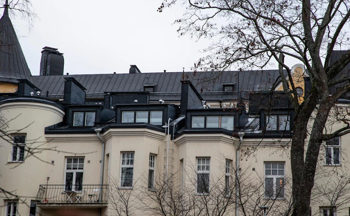 Alennetulla rakennusoikeudella on suojeltu arvokiinteistöjä. Veronkorotus tuntuu sitä pienemmältä, mitä isompi on yhtiö. Kuvan yhtiö ei liity suoraan juttuun.