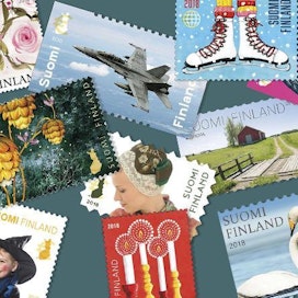 Monissa postimerkeissä kuvataan suomalaista sielunmaisemaa.