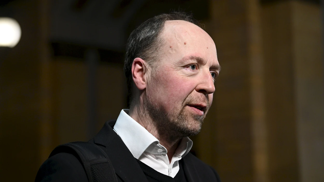 Perussuomalaisten kansanedustajan Jussi Halla-ahon mukaan Suomen tulisi reagoida vastavuoroisesti siihen, että Venäjä on jäädyttänyt Suomen edustustojen pankkitilit Venäjällä. LEHTIKUVA / Eeva-Maria Brotherus.