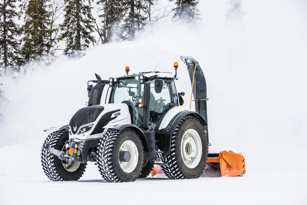 Valtra miehitti suosituimpien traktorimallien listan - Maatalous -  Maaseudun Tulevaisuus