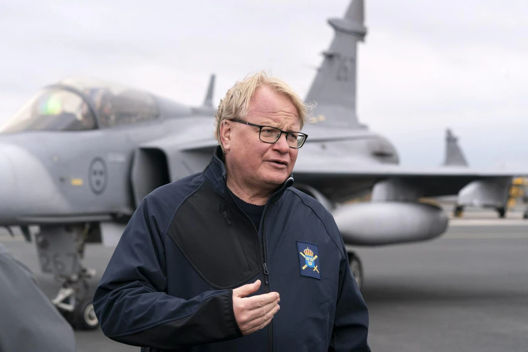 Ruotsin puolustusministerin Peter Hultqvistin mukaan Venäjän toiminta uhkaa koko eurooppalaista turvallisuusjärjestystä. LEHTIKUVA / Kaisa Siren