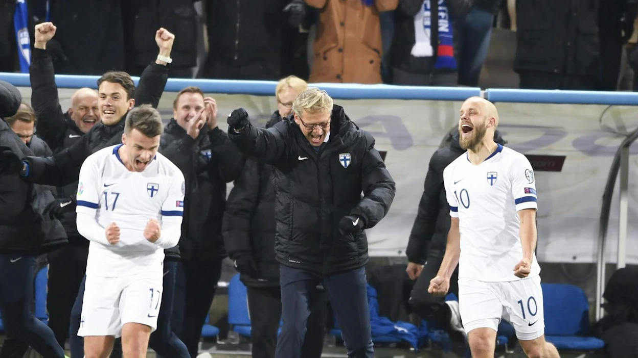 Suomi on ensimmäisen kerran kautta aikain mukana miesten arvoturnauksessa eli EM- tai MM-kisoissa. LEHTIKUVA / MARTTI KAINULAINEN