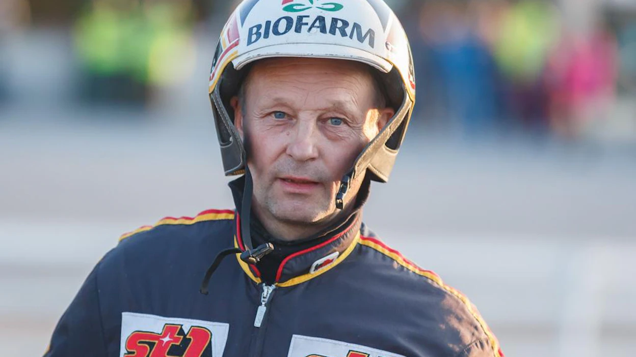 Harri Kotilainen luottaa kovasti Lumi-Oosaan. Tammaderbyn ykköspalkinto on 15 000 euroa.