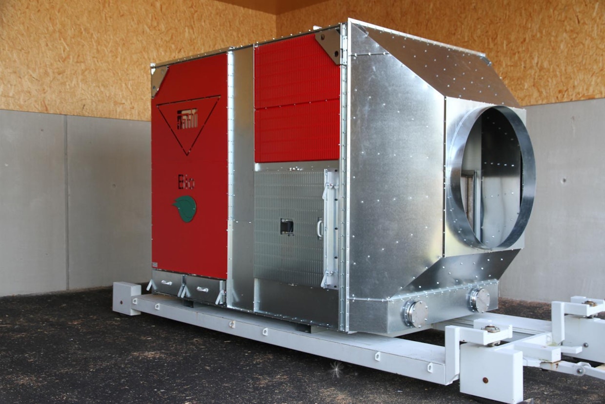 Antti-Teollisuuden suurimman BioHeater-kuivuriuunin teho on 1 600 kW. Uuni toimii alipaineella. Antin uudistuneesta biouunimallistosta voit lukea Koneviestin numerosta 11/2015.
