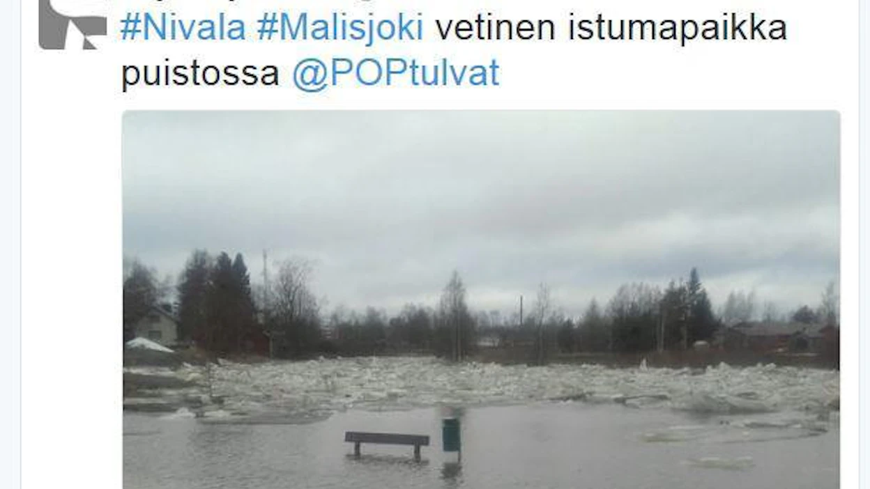 Pohjois-Pohjanmaan Nivalassa Malisjoki tulvii. Kuvakaappaus Pohjois-Pohjanmaan elykeskuksen Twitter-tililtä, joka seuraa tiiviisti tulvien kehittymistä.