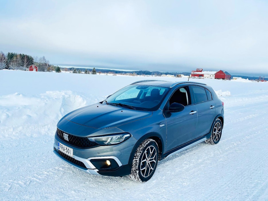 Tipo tarjoaa tilavan vaihtoehdon pieneksi perheautoksi.