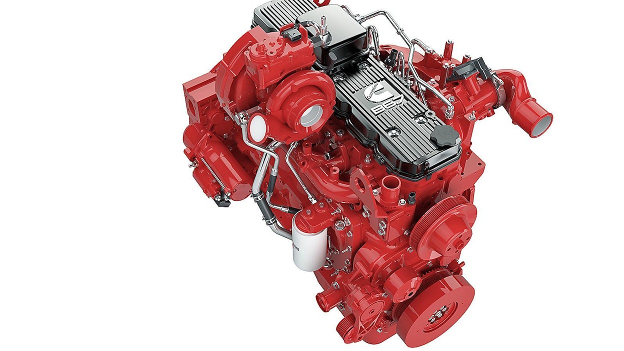Cummin B6.7 edustaa valmistajan mukaan uutta yksinkertaistettua moottoritekniikkaa, jossa osien pienempi määrä tuo suuremman luotettavuuden. Yksinkertaistettu jälkikäsittelylaite on suunniteltu toimimaan ilman pakokaasujenkierrätystä. Moottorista saatava huipputeho on taso 5 -versiossa 243 kW (325 hv), mikä on noin kolmannes enemmän kuin taso 4 -versiossa.