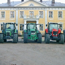 Traktorivertailuun osallistui viisi traktorimerkki: Case IH, Deutz-Fahr, John Deere, Massey Ferguson ja Valtra.