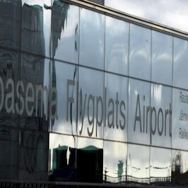 Lentoasemayhtiö Finavia kertoi yt-neuvottelujen tuloksesta tänään. LEHTIKUVA / JUSSI NUKARI
