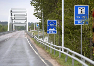 Liikenne Tornion ja Haaparannan välillä on lisääntynyt kesäkuun puolivälistä lähtien 28 prosenttia, kertoo Rajavartiolaitos.