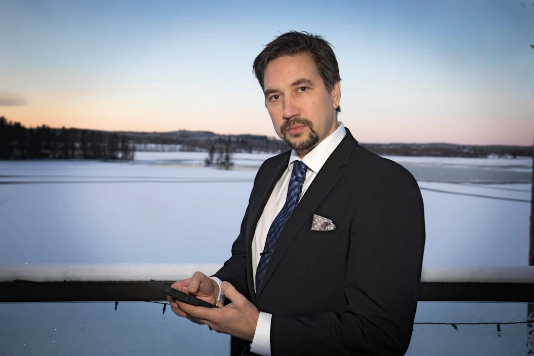 Tero Lahti toivoo, että Antti Rinne jättää pääministerin tehtävänsä ja nykyinen hallituspohja jatkaa. MTK-Keski-Suomi pitää syyskokouksensa Laukaassa tänään tiistaina.