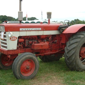 International 560 Diesel -traktoria valmistettiin vuosina 1958-64 Chicagossa, Illinoisissa, USA:ssa. Traktoria on valmistettu yhteensä eri versioina 65 982 kpl.