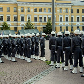 Upseeriliitto on huolissaan koulutettujen sotilaiden riittävyydestä Suomen Nato-jäsenyydessä.