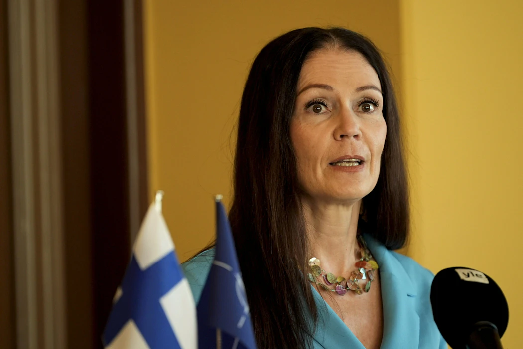 Ministeri Lulu Ranteen (ps.) mukaan avaruustilannekeskuksen perustaminen on merkittävä askel Suomen kokonaisturvallisuuden kannalta. LEHTIKUVA / Kalle Parkkinen.