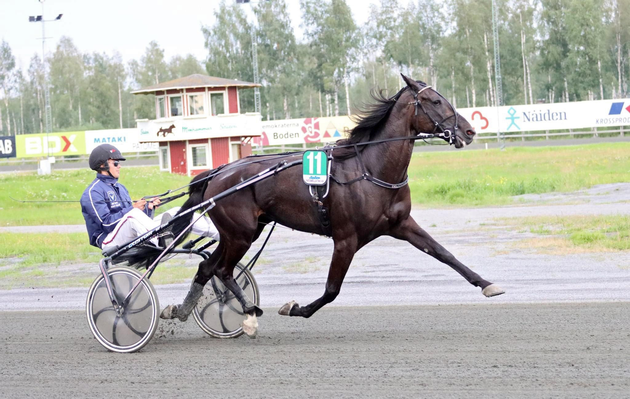 Olli Ojanperä ja Delicious News Bodenissa 25. heinäkuuta. Startin tuloksena oli kolmas sija.