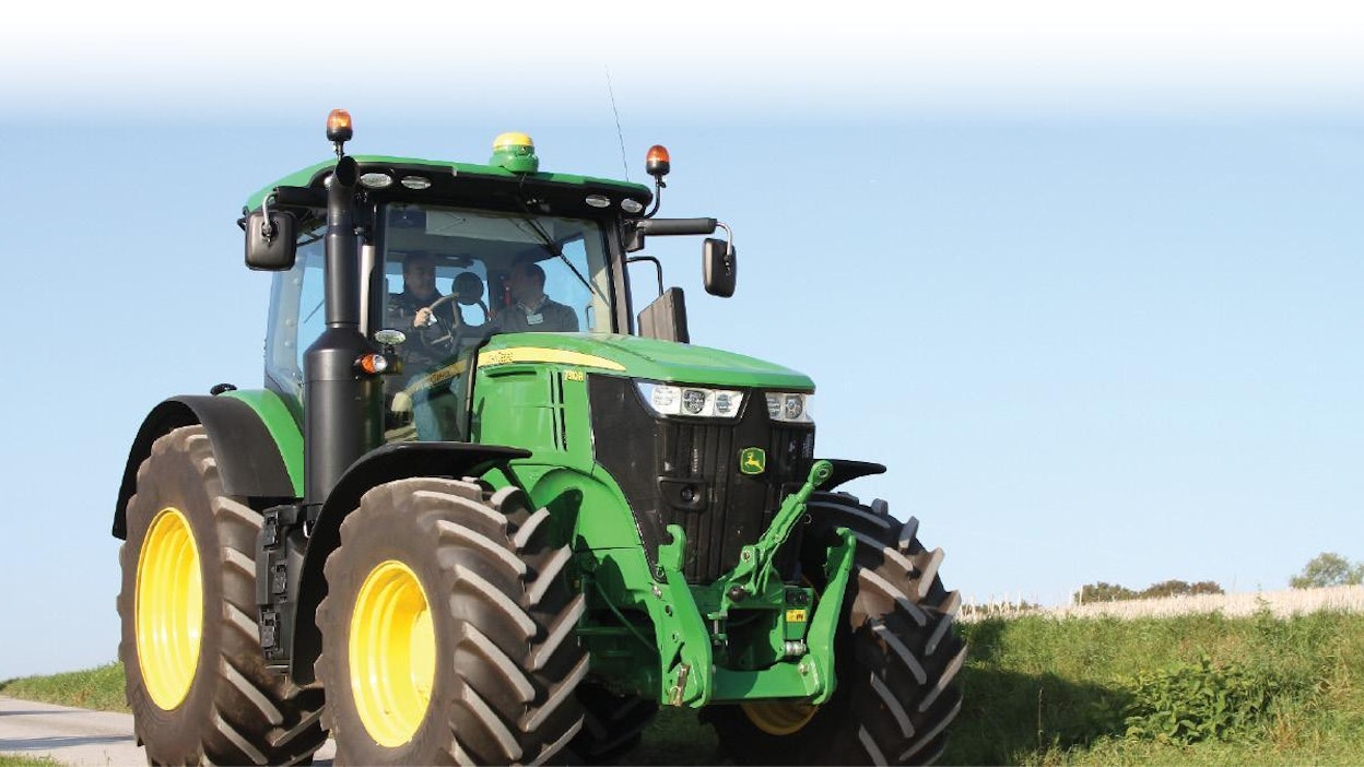 John Deere 7310 on  massiivinen traktori,  joka on ehdolla vuoden  2015 traktoriksi.