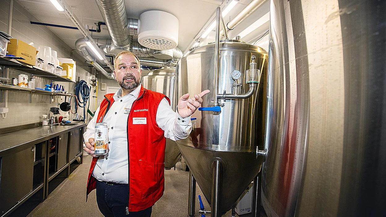 Kimmo Sivosen mukaan paikallisuuden ja lähiruuan suosion kasvu näkyy kaupassa. Myös ostamisen helppous on tärkeää. Sivosen Citymarket alkaa panna omaa olutta.
