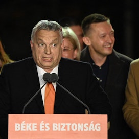 Unkarin pääministerinä jo 12 vuotta toiminut Orban jatkaa neljännelle kaudelleen. LEHTIKUVA/AFP
