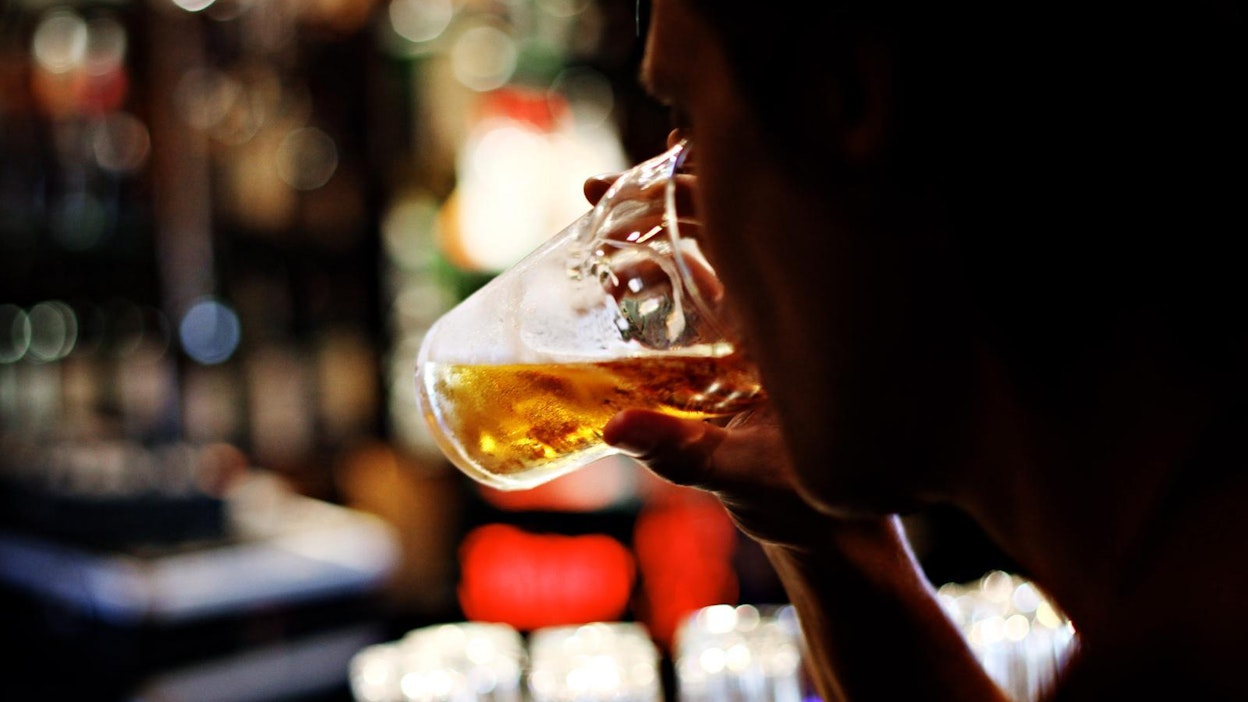 Alkoholia tulisi saada valmistaa tiloilla, Puolan maatalousministeri sanoo.