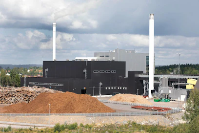 Fortum tuottaa bioenergiasta ja jätteestä lämpöä ja sähköä Bristassa Tukholman lähellä.
