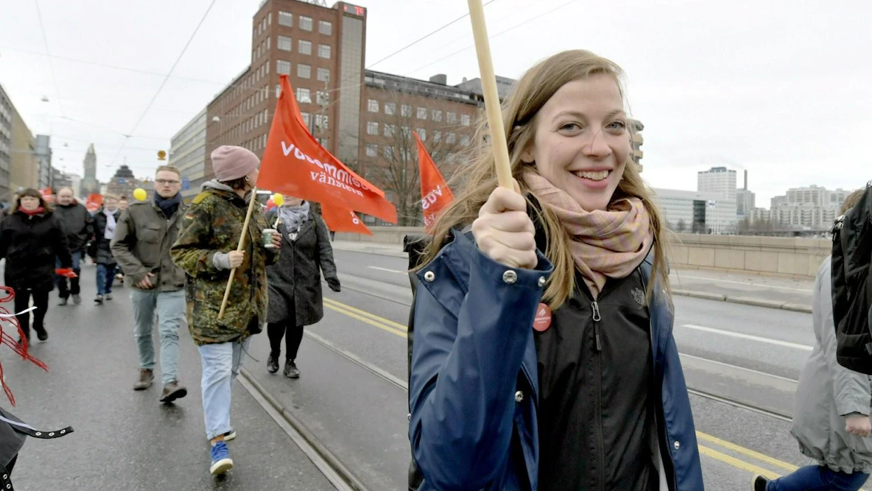 Li Andersson parantaisi pienyrittäjien asemaa työsuhdeturvan heikentämisen sijasta. Lehtikuva/ Vesa Moilanen
