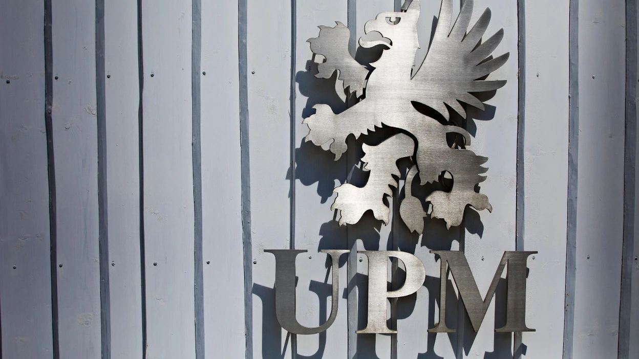 UPM:n Euroopassa toimivista päällystetyn mekaanisen paperin koneista suljettavalla Plattlingin paperikoneella on pienin kapasiteetti ja korkein tekninen ikä.