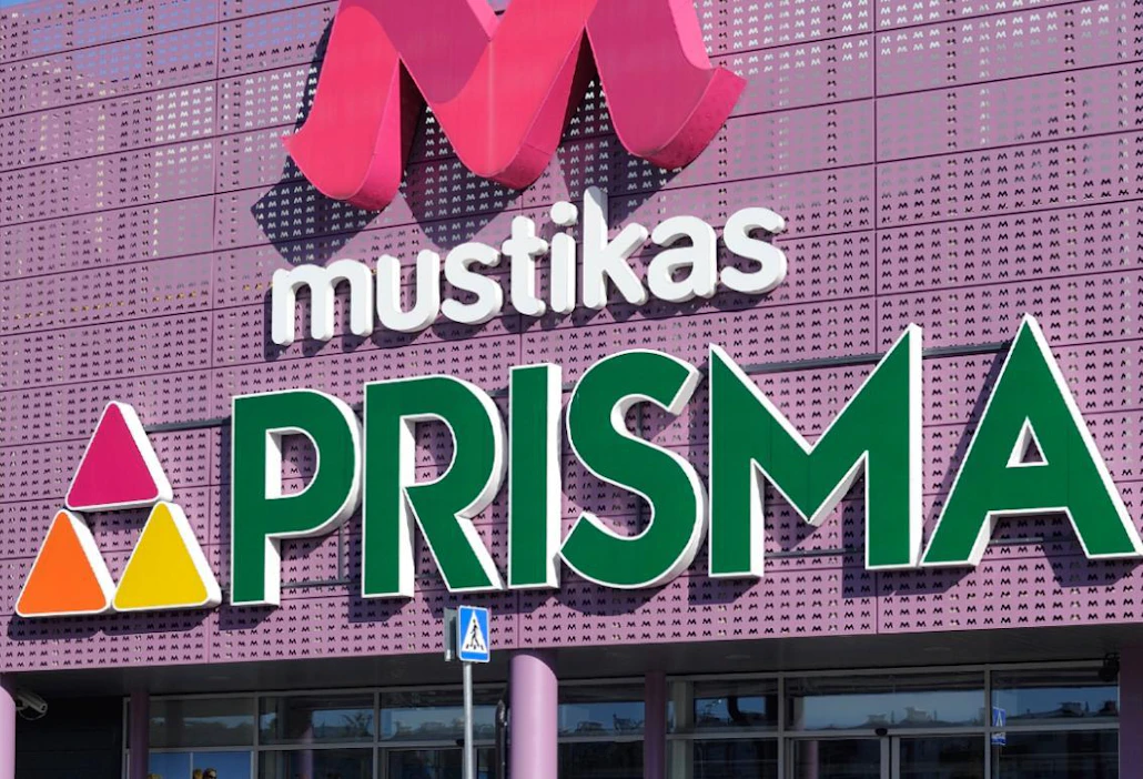 S-ryhmä ilmoitti tänään laskevansa satojen elintarvikkeiden hintoja Virossa. Ryhmä vakuuttaa, ettei se laske sen seurauksena suomalaistuotteiden vientihintoja.