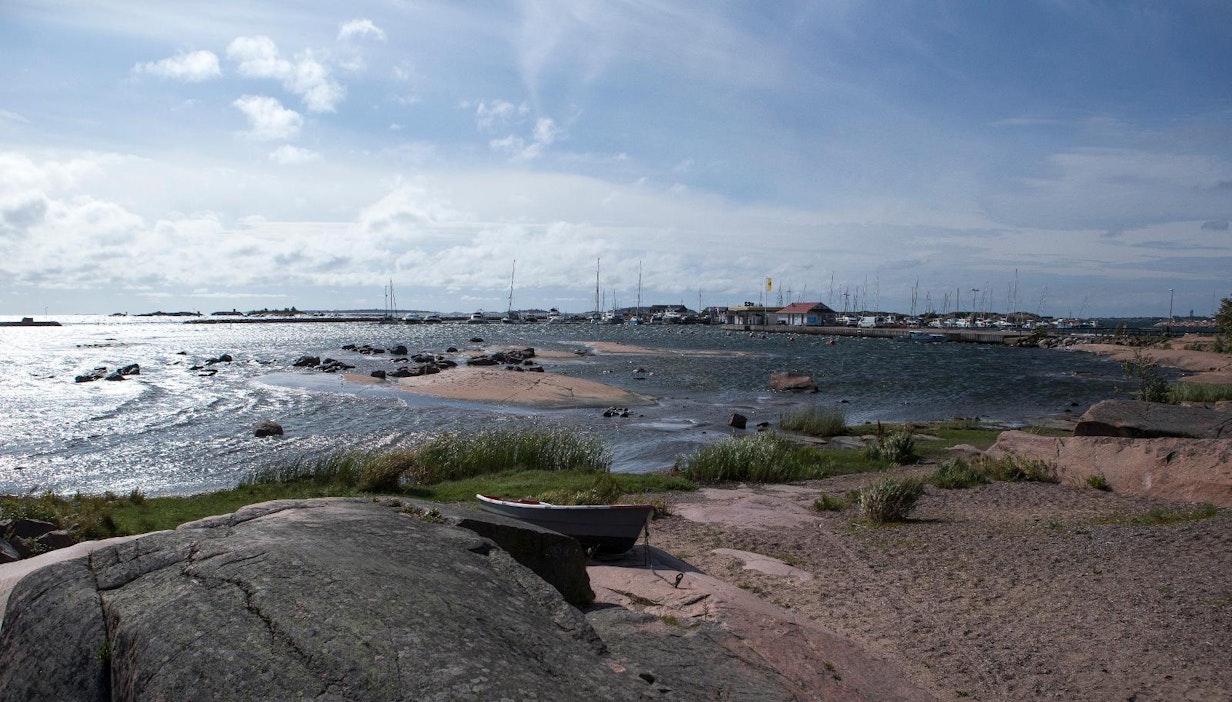 Lämmin meri voi vaikuttaa talven tuloon varsinkin rannikoilla.