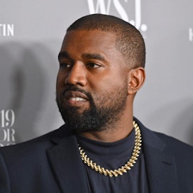 Kanye West on tullut aiemmin näkyvästi tunnetuksi presidentti Donald Trumpin tukijana. LEHTIKUVA/AFP