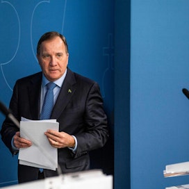 Pääministeri Stefan Löfven valoi tiistaina uskoa koronarokotteesta, mutta kehotti ruotsalaisia kärsivällisyyteen. LEHTIKUVA / AFP