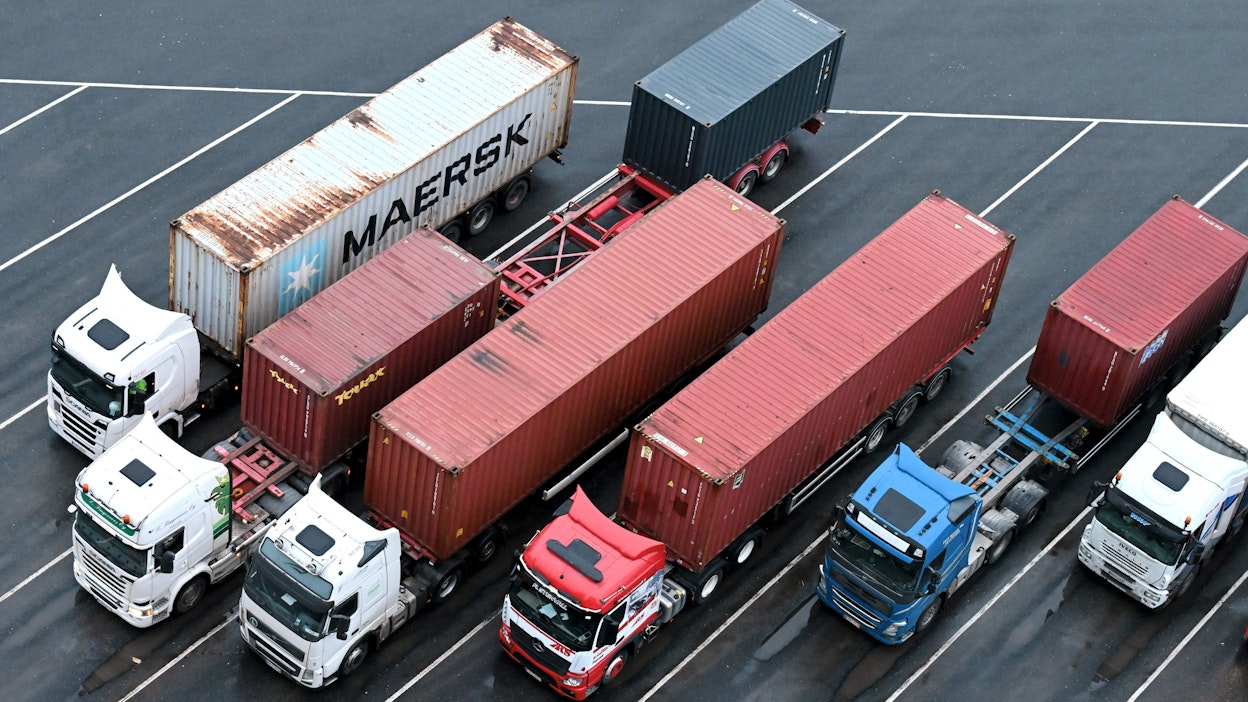 Kyselyn perusteella PEth-testejä on tehty etenkin kuljetusalalla. LEHTIKUVA / Jussi Nukari.