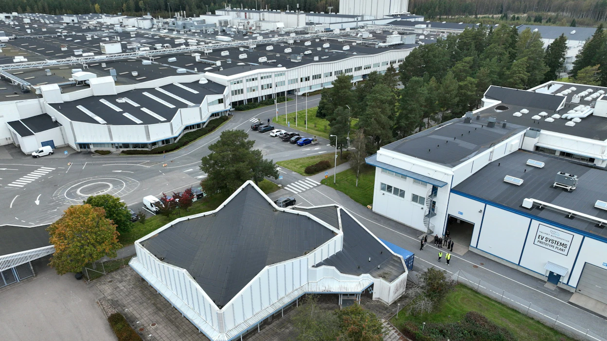 Ajoneuvoja valmistettaisiin ja testattaisiin Uudenkaupungin tuotantolaitoksessa. Valmet Automotive kertoi syyskuussa mittavista muutosneuvotteluista.