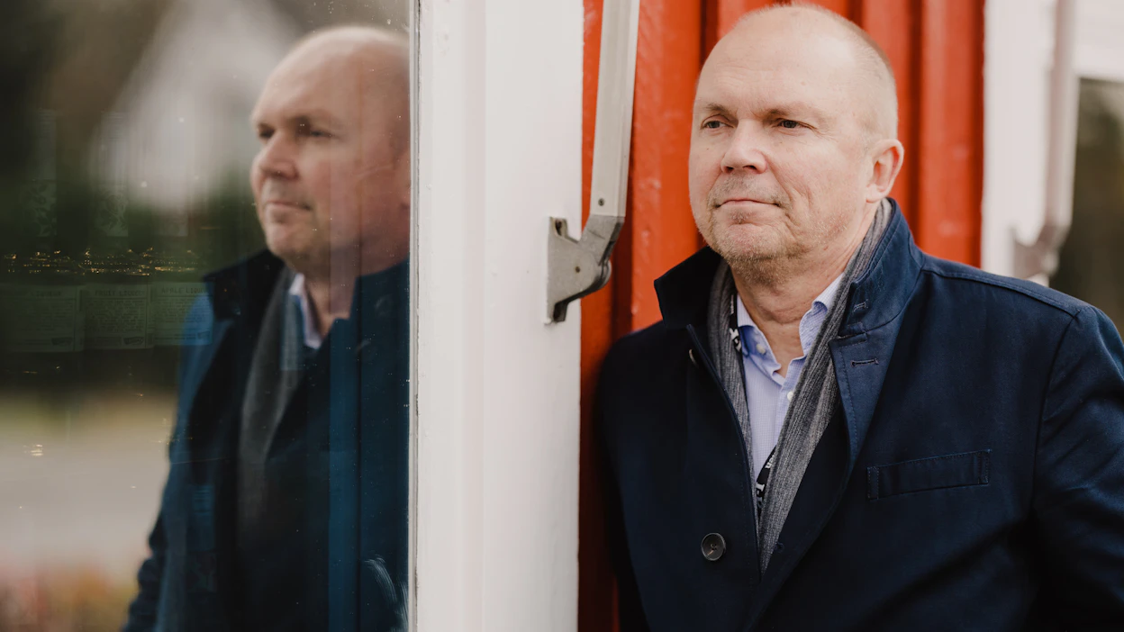 Markku Mantila työskenteli<strong id="strong-cc9d27de33a7476a8ea30eb667d6c0b7"> </strong>Naton strategisen viestinnän osaamiskeskuksen yksikön päällikkönä vuosina 2018-2020. Hänellä on edelleen säännölliset kontaktit Riikaan. Mantila varoittaa, että informaatiovaikuttamiselle on otollinen maaperä huhtikuun eduskuntavaaleissa.