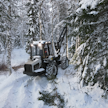 Uusi Vimek 470 on harvennushakkuisiin suunniteltu harvesterimalli, jonka leveys on kapeammilla renkailla vain 206 senttiä, leveimmillä renkailla 230 senttiä.