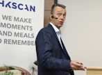Talousjohtaja Jyrki Paapan mukaan HKScan informoi jo ennalta ainakin osaa lainanantajistaan nettovelkaantuneisuuden nousemisesta väliaikaisesti yli lainasopimusehtojen rajojen.