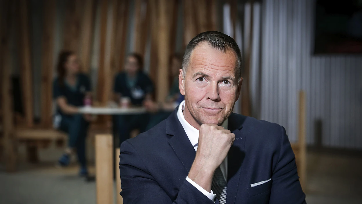 Keski-Suomen hyvinvointialuejohtaja Jan Tolletin mukaan sote-sektorin suurin ongelma koko maassa on pula osaavasta työvoimasta. ”Toiseksi eniten ongelmia tuottaa rahapula.”