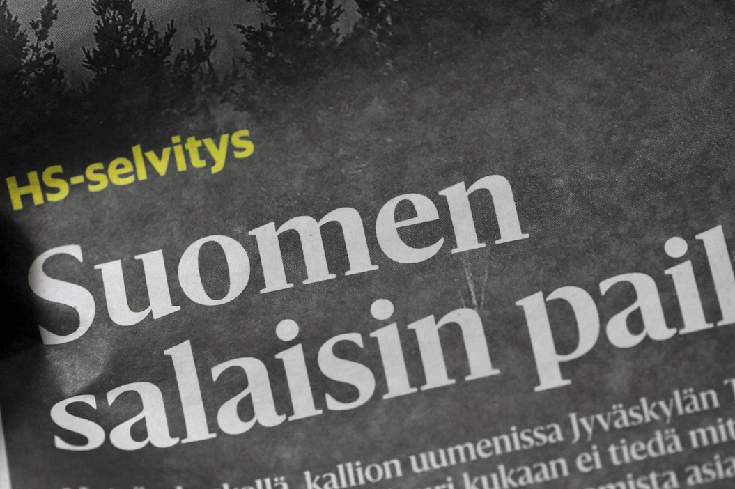 Syyttäjä vaatii HS:n 16. joulukuuta 2017 julkaisemasta artikkelista ja sen jälkeen julkaistavaksi aiotusta juttusarjasta rangaistusta kolmelle lehden toimittajalle.