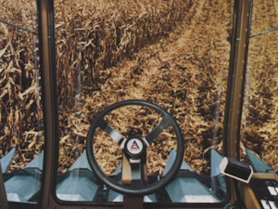 84GleanerL3ohjaamo
