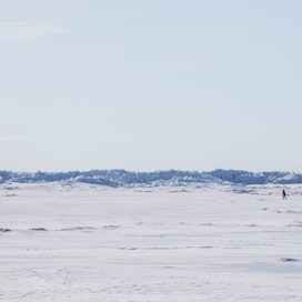 Kylmenemisen myötä jääpeite paksuuntuisi ja hankaloittaisi muun muassa merenkulkua ja kalastuselinkeinoa.
