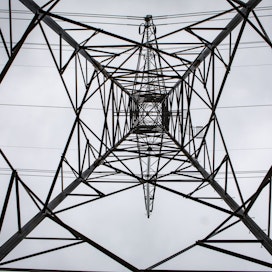 Sähköntuotanto kävi eilen viiden aikoihin iltapäivällä 12  567 megawatissa.